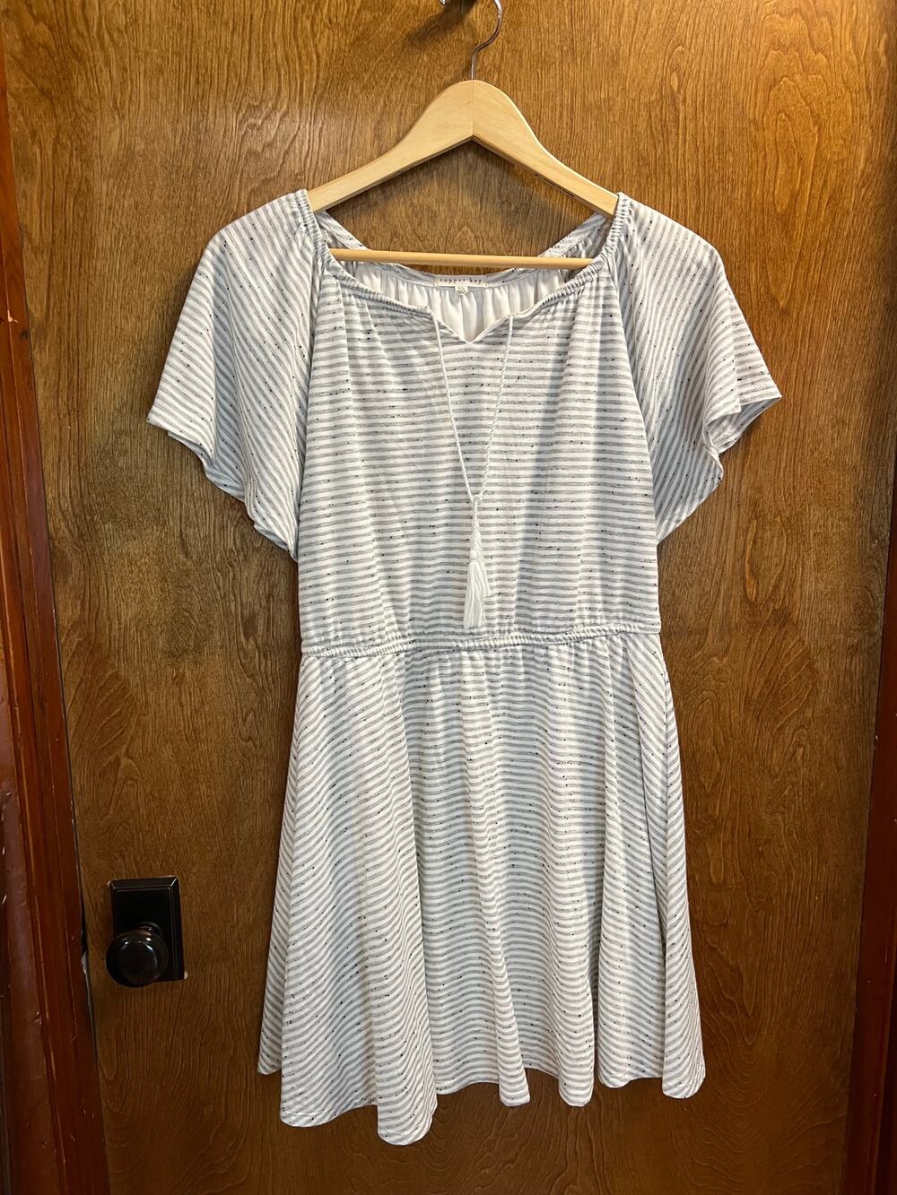 Copper Key Girl's Jersey Knit Gray and White Striped Dress sze XL